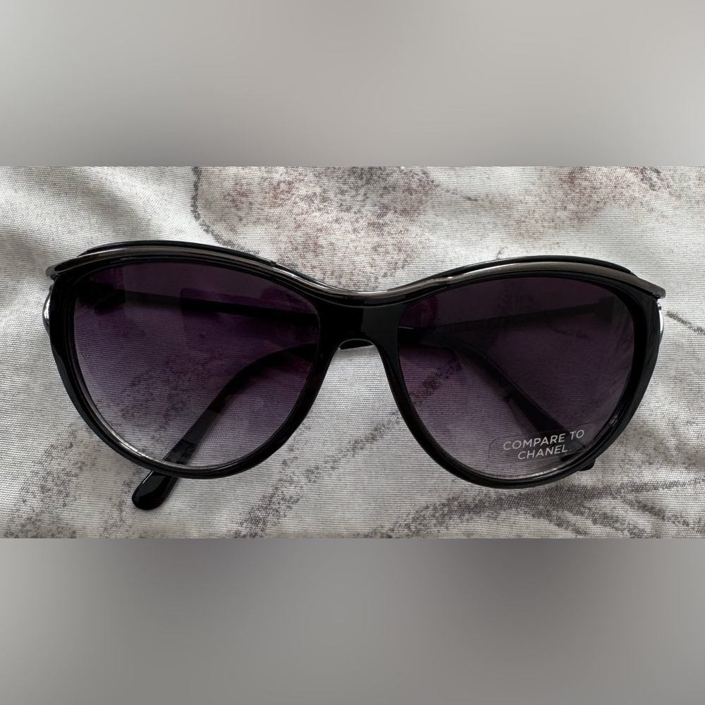 NWOT Black frame cat eye purple glasses Sunglasses boho summer vacation resort